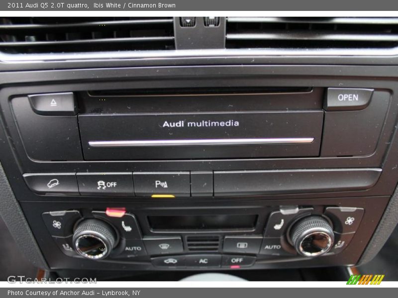 Controls of 2011 Q5 2.0T quattro