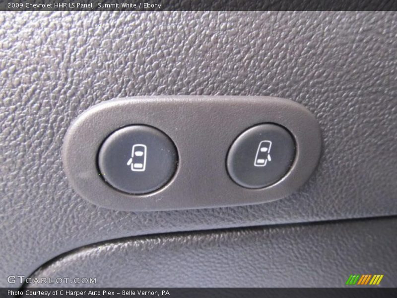 Summit White / Ebony 2009 Chevrolet HHR LS Panel