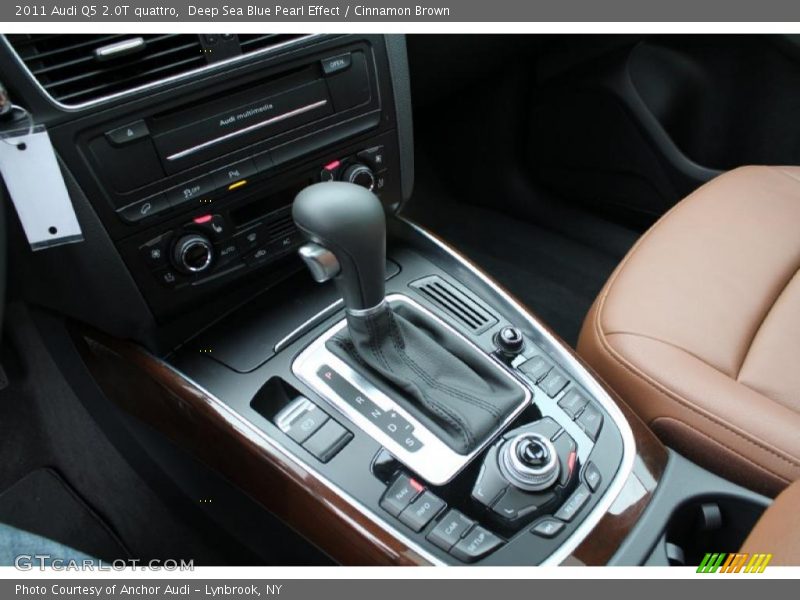  2011 Q5 2.0T quattro 8 Speed Tiptronic Automatic Shifter