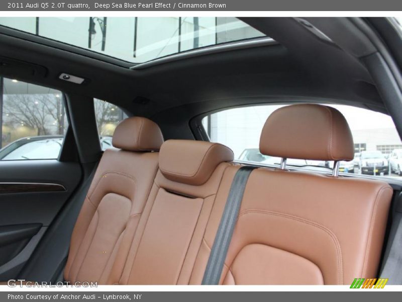 Deep Sea Blue Pearl Effect / Cinnamon Brown 2011 Audi Q5 2.0T quattro