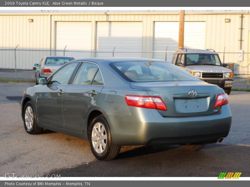 Aloe Green Metallic / Bisque 2009 Toyota Camry XLE