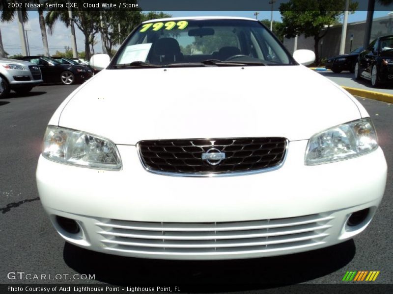 Cloud White / Stone 2002 Nissan Sentra GXE