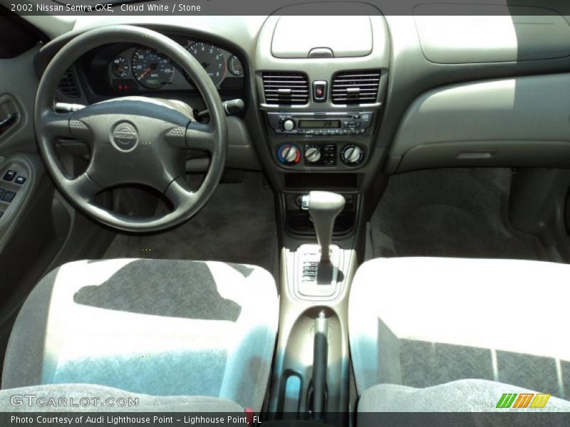 Cloud White / Stone 2002 Nissan Sentra GXE