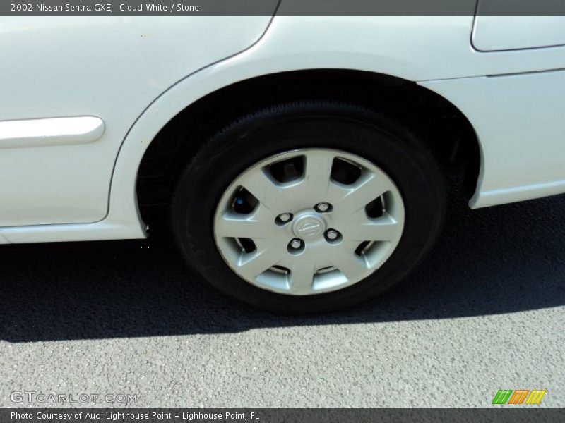 Cloud White / Stone 2002 Nissan Sentra GXE