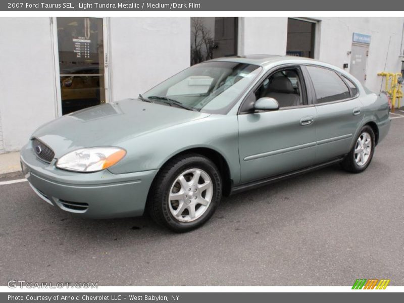 Light Tundra Metallic / Medium/Dark Flint 2007 Ford Taurus SEL