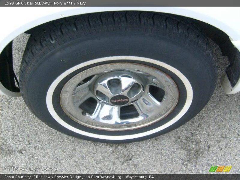 Ivory White / Navy 1999 GMC Safari SLE AWD
