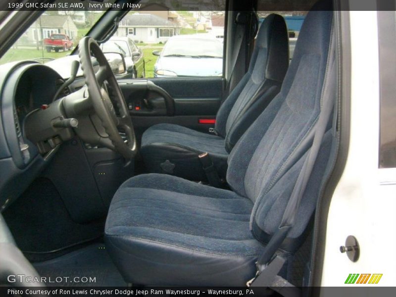 Ivory White / Navy 1999 GMC Safari SLE AWD