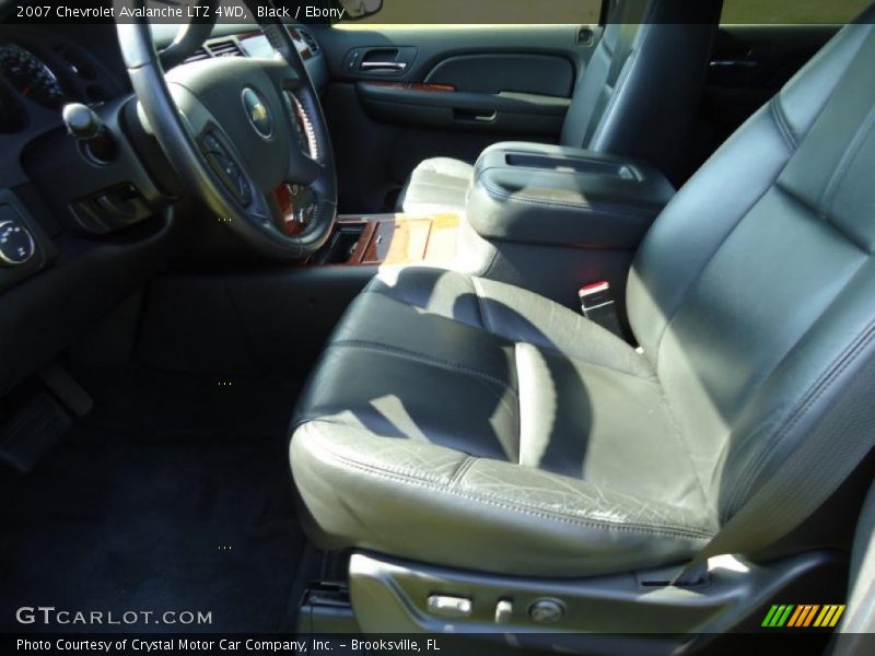 Black / Ebony 2007 Chevrolet Avalanche LTZ 4WD