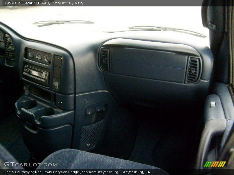 Ivory White / Navy 1999 GMC Safari SLE AWD