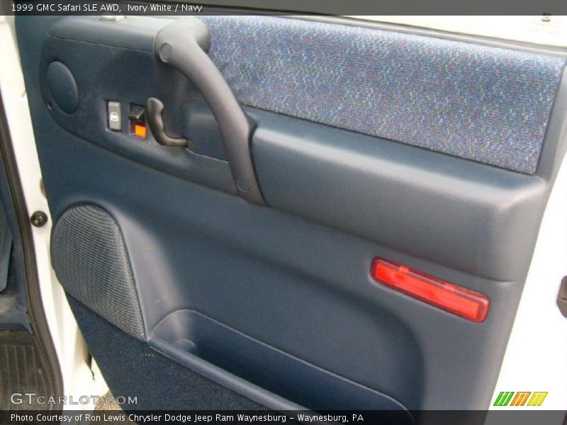 Ivory White / Navy 1999 GMC Safari SLE AWD