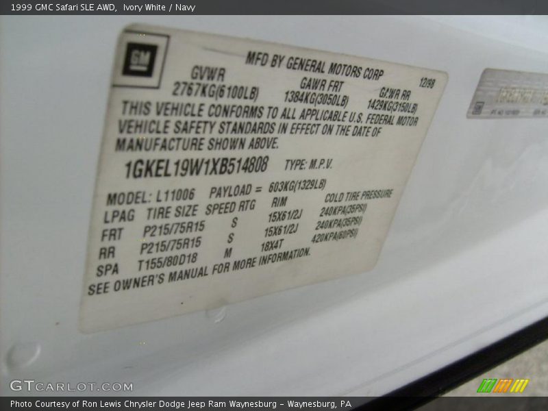 Ivory White / Navy 1999 GMC Safari SLE AWD