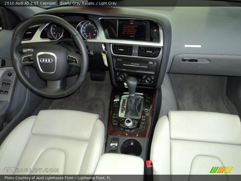 Dashboard of 2010 A5 2.0T Cabriolet
