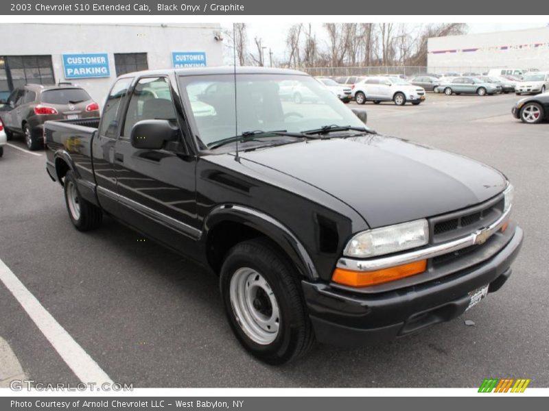 Black Onyx / Graphite 2003 Chevrolet S10 Extended Cab