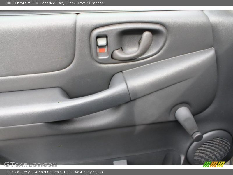 Black Onyx / Graphite 2003 Chevrolet S10 Extended Cab
