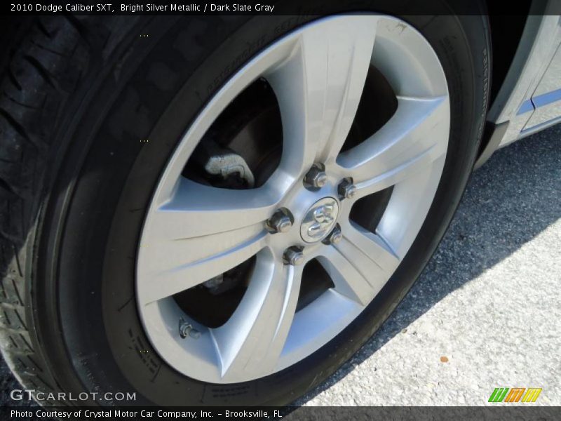 Bright Silver Metallic / Dark Slate Gray 2010 Dodge Caliber SXT