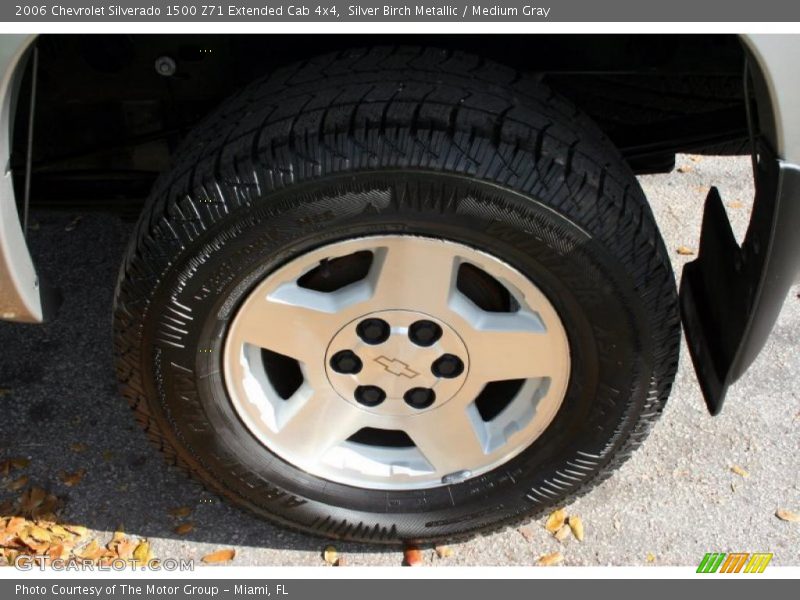 Silver Birch Metallic / Medium Gray 2006 Chevrolet Silverado 1500 Z71 Extended Cab 4x4