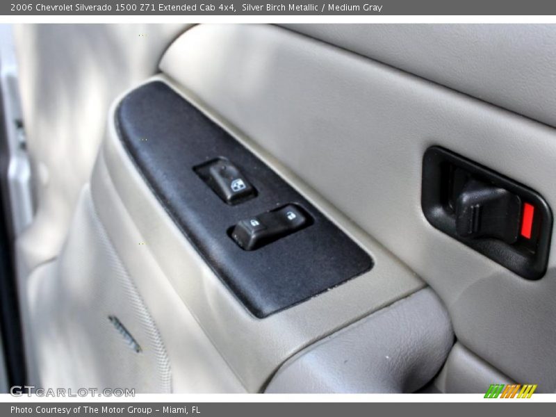 Silver Birch Metallic / Medium Gray 2006 Chevrolet Silverado 1500 Z71 Extended Cab 4x4