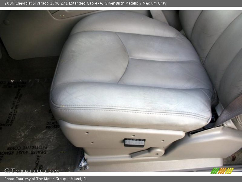 Silver Birch Metallic / Medium Gray 2006 Chevrolet Silverado 1500 Z71 Extended Cab 4x4