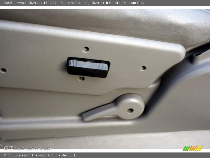 Silver Birch Metallic / Medium Gray 2006 Chevrolet Silverado 1500 Z71 Extended Cab 4x4