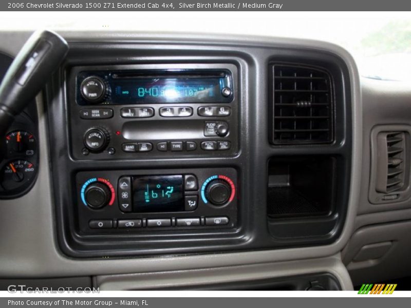 Silver Birch Metallic / Medium Gray 2006 Chevrolet Silverado 1500 Z71 Extended Cab 4x4