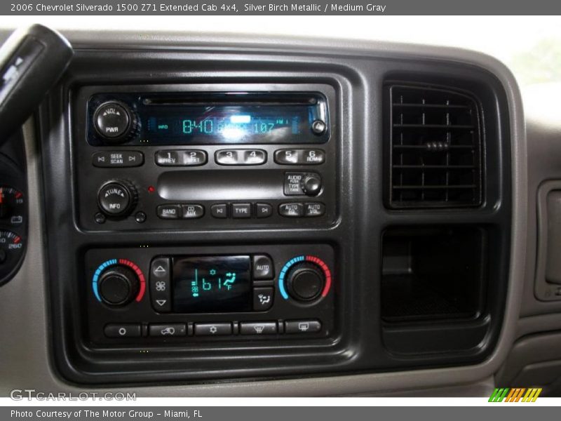 Silver Birch Metallic / Medium Gray 2006 Chevrolet Silverado 1500 Z71 Extended Cab 4x4