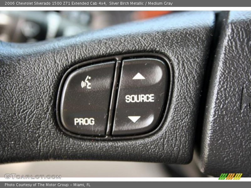 Silver Birch Metallic / Medium Gray 2006 Chevrolet Silverado 1500 Z71 Extended Cab 4x4