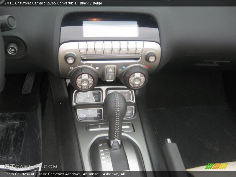 Controls of 2011 Camaro SS/RS Convertible