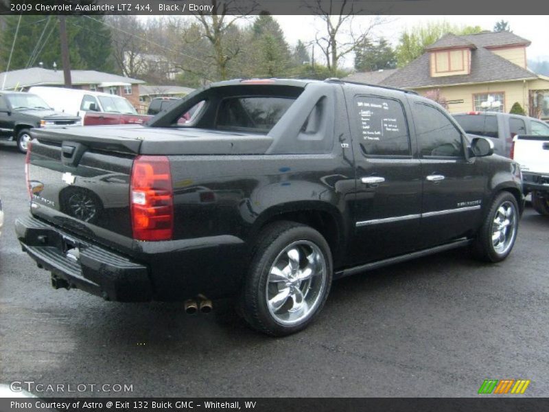 Black / Ebony 2009 Chevrolet Avalanche LTZ 4x4