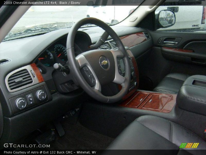 Black / Ebony 2009 Chevrolet Avalanche LTZ 4x4