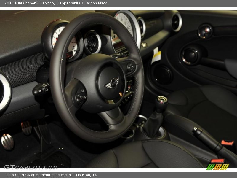 Pepper White / Carbon Black 2011 Mini Cooper S Hardtop