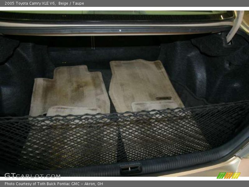 Beige / Taupe 2005 Toyota Camry XLE V6
