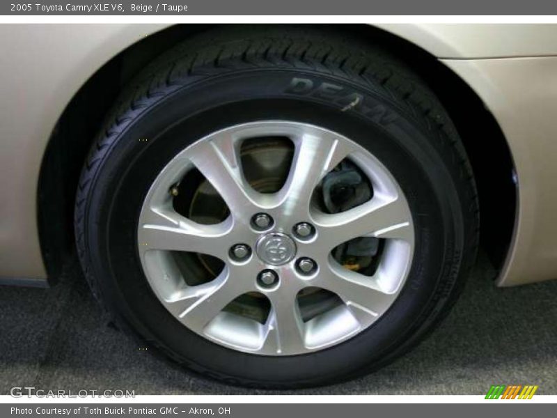 Beige / Taupe 2005 Toyota Camry XLE V6