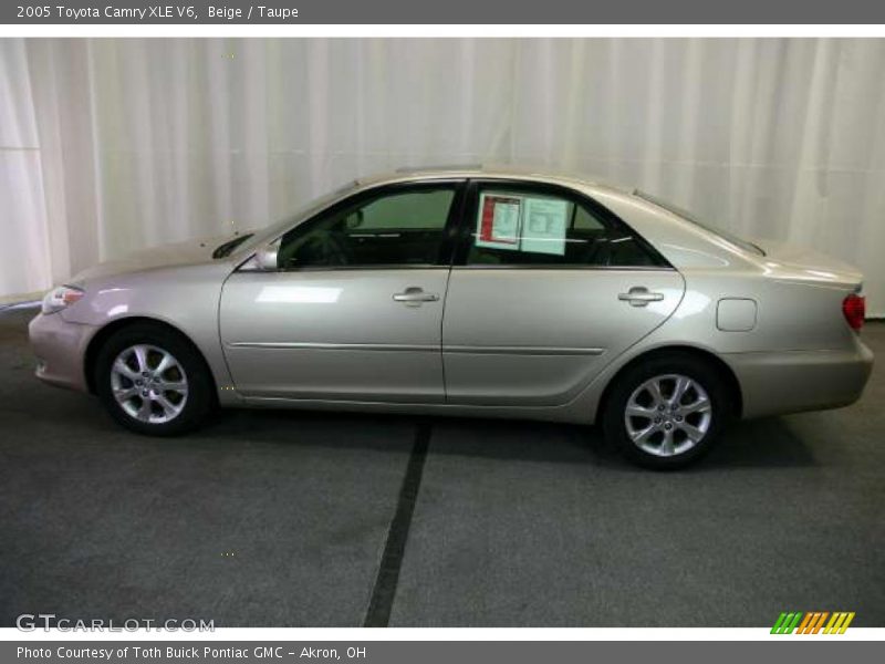 Beige / Taupe 2005 Toyota Camry XLE V6