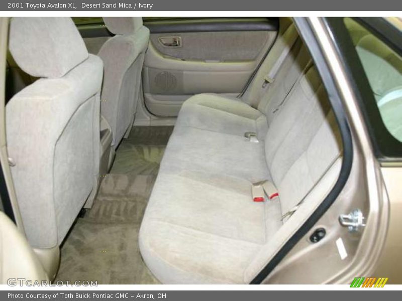 Desert Sand Mica / Ivory 2001 Toyota Avalon XL