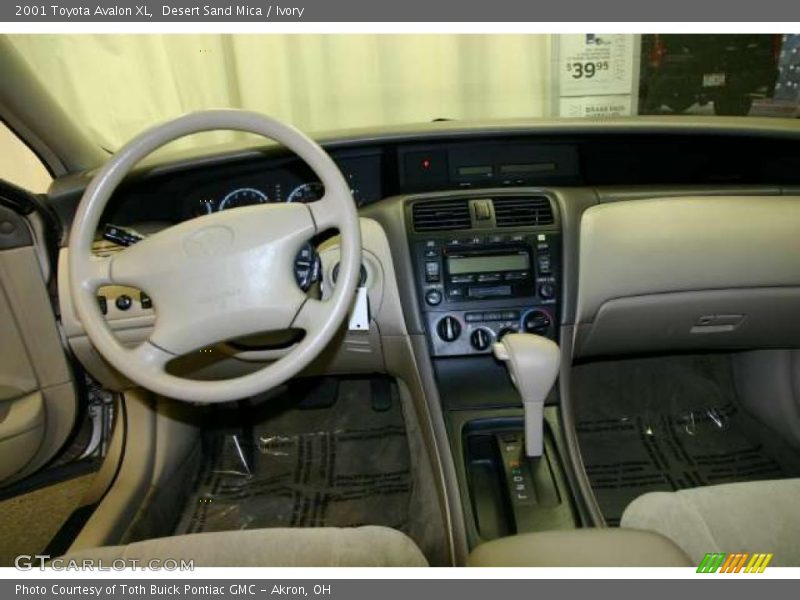 Desert Sand Mica / Ivory 2001 Toyota Avalon XL