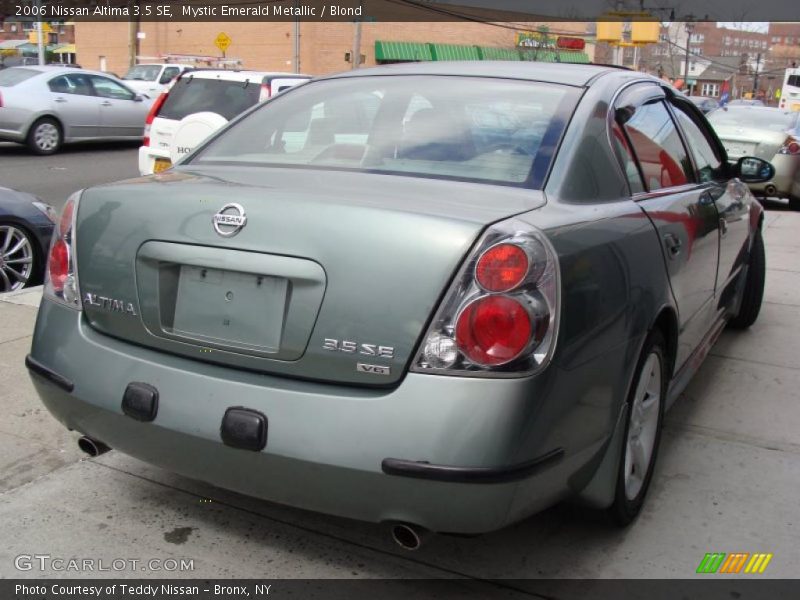 Mystic Emerald Metallic / Blond 2006 Nissan Altima 3.5 SE