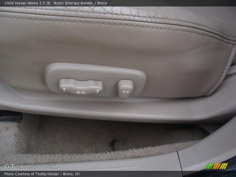 Mystic Emerald Metallic / Blond 2006 Nissan Altima 3.5 SE