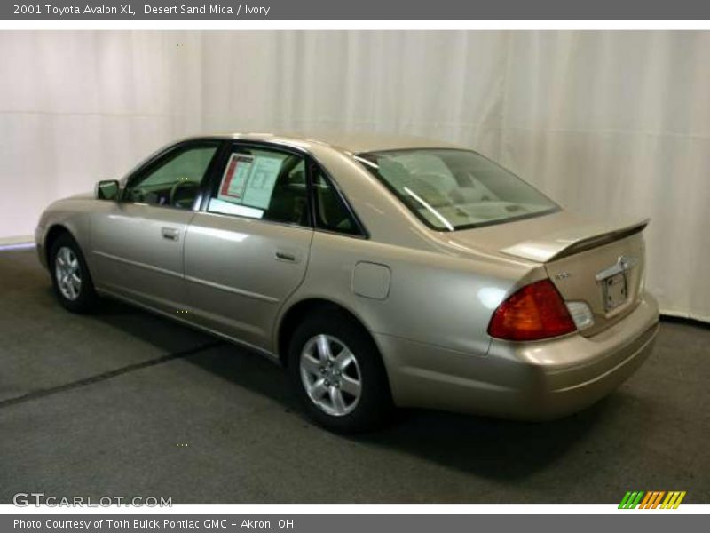 Desert Sand Mica / Ivory 2001 Toyota Avalon XL