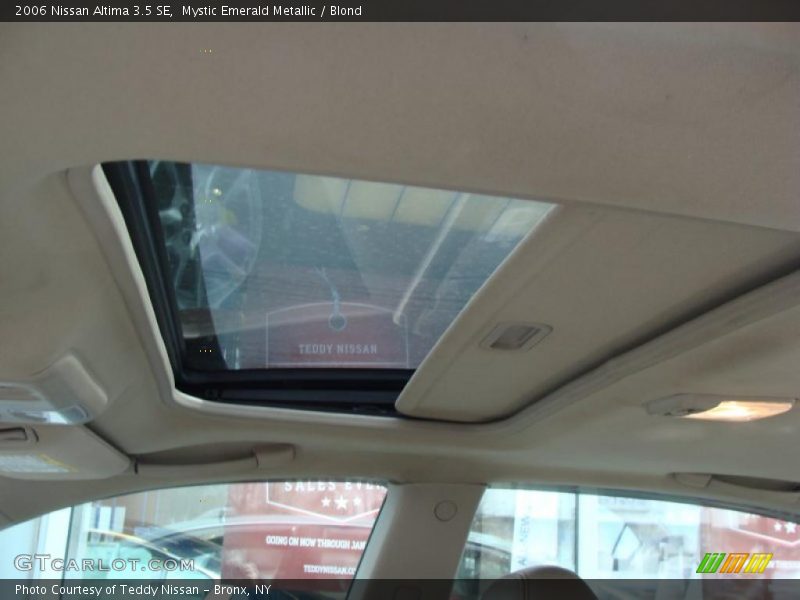 Mystic Emerald Metallic / Blond 2006 Nissan Altima 3.5 SE