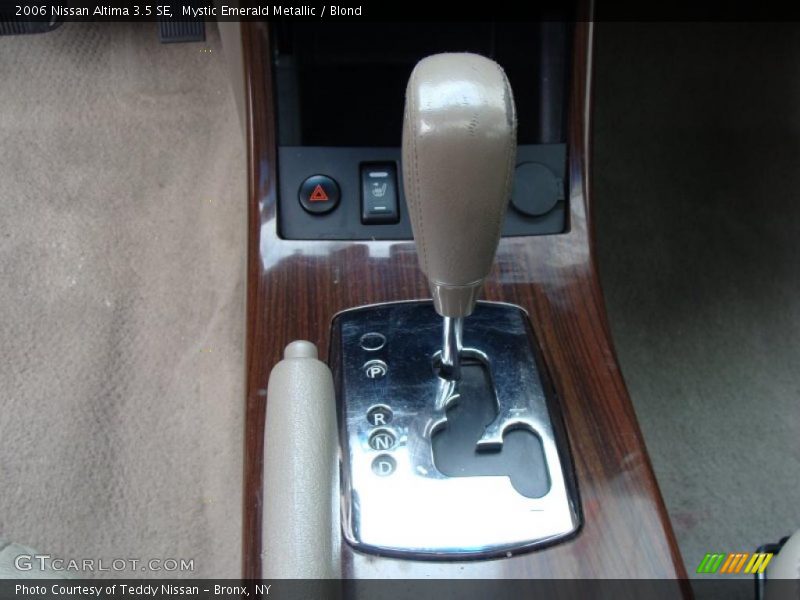 Mystic Emerald Metallic / Blond 2006 Nissan Altima 3.5 SE
