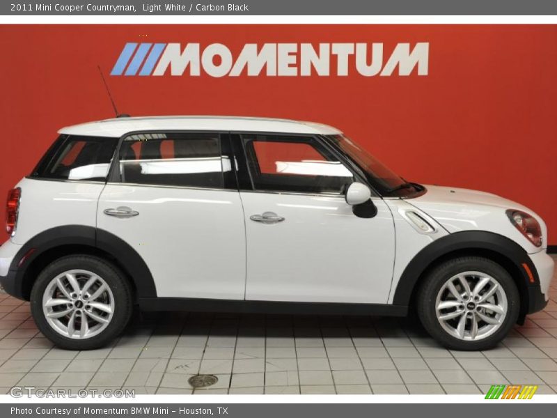 Light White / Carbon Black 2011 Mini Cooper Countryman