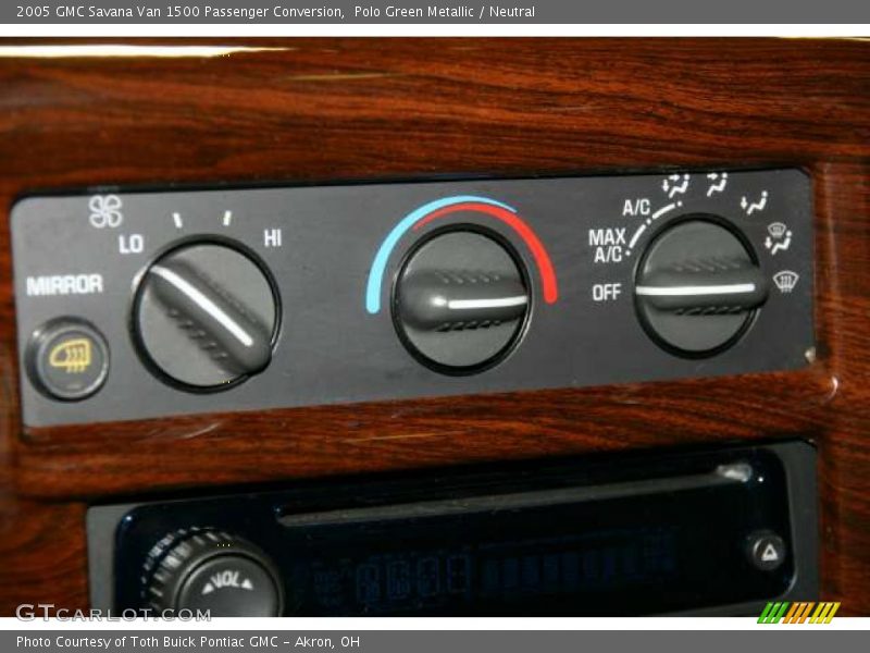 Polo Green Metallic / Neutral 2005 GMC Savana Van 1500 Passenger Conversion