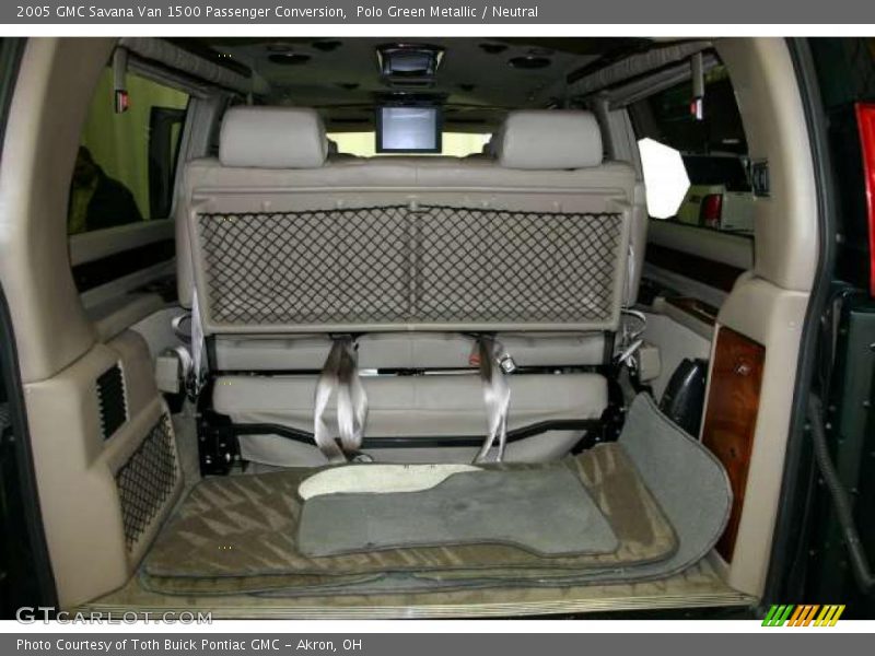 Polo Green Metallic / Neutral 2005 GMC Savana Van 1500 Passenger Conversion