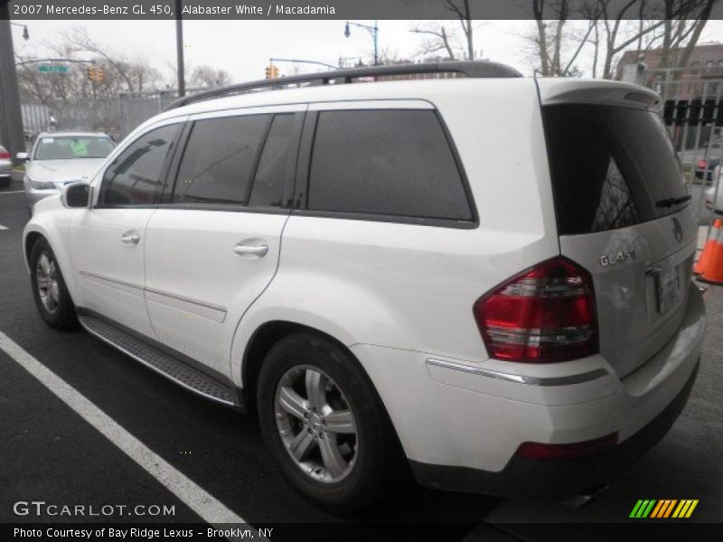 Alabaster White / Macadamia 2007 Mercedes-Benz GL 450