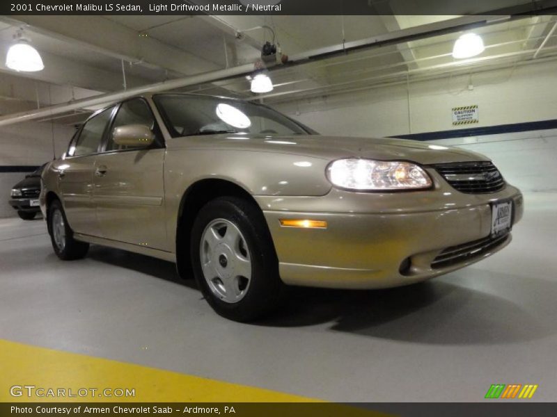 Light Driftwood Metallic / Neutral 2001 Chevrolet Malibu LS Sedan