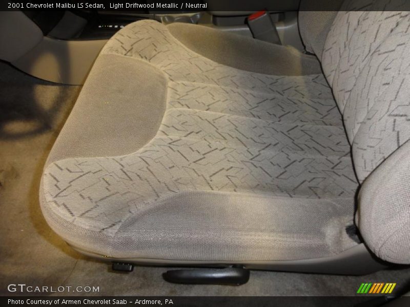 Light Driftwood Metallic / Neutral 2001 Chevrolet Malibu LS Sedan