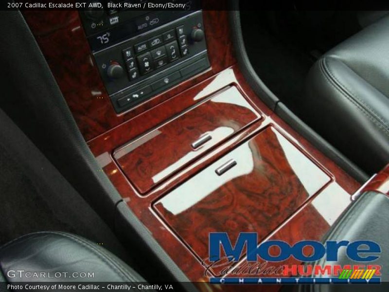 Black Raven / Ebony/Ebony 2007 Cadillac Escalade EXT AWD
