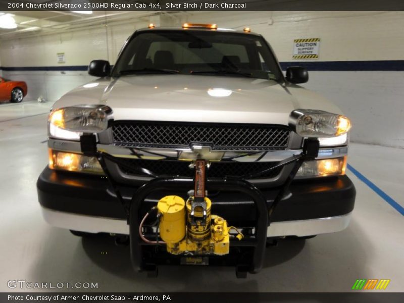 Silver Birch / Dark Charcoal 2004 Chevrolet Silverado 2500HD Regular Cab 4x4