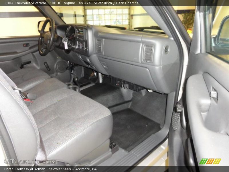 Silver Birch / Dark Charcoal 2004 Chevrolet Silverado 2500HD Regular Cab 4x4