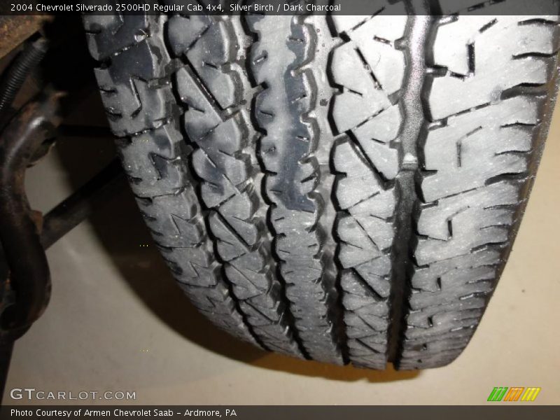 Silver Birch / Dark Charcoal 2004 Chevrolet Silverado 2500HD Regular Cab 4x4